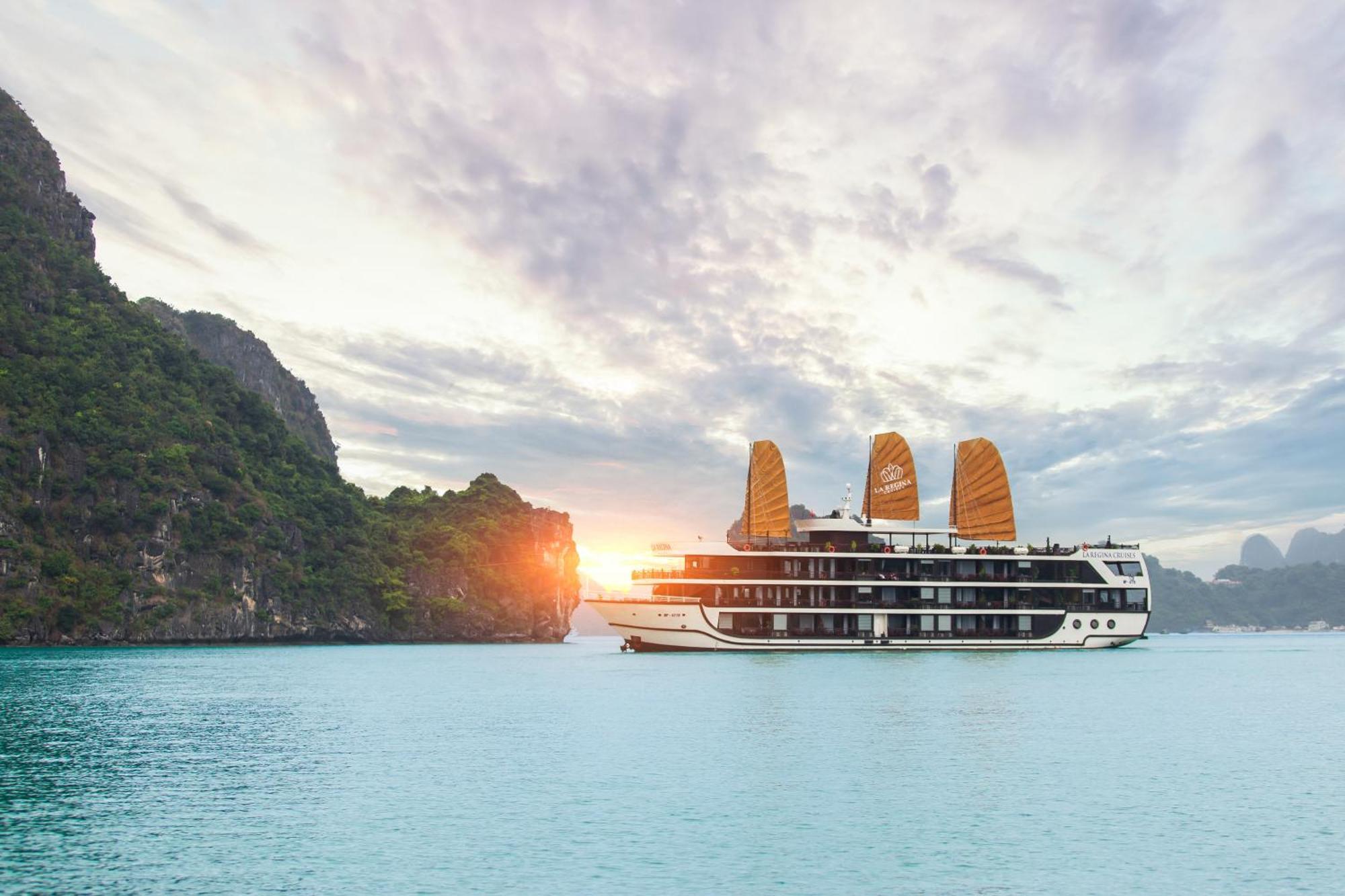 Hotel La Regina Legend Cruise Ha Long Zewnętrze zdjęcie