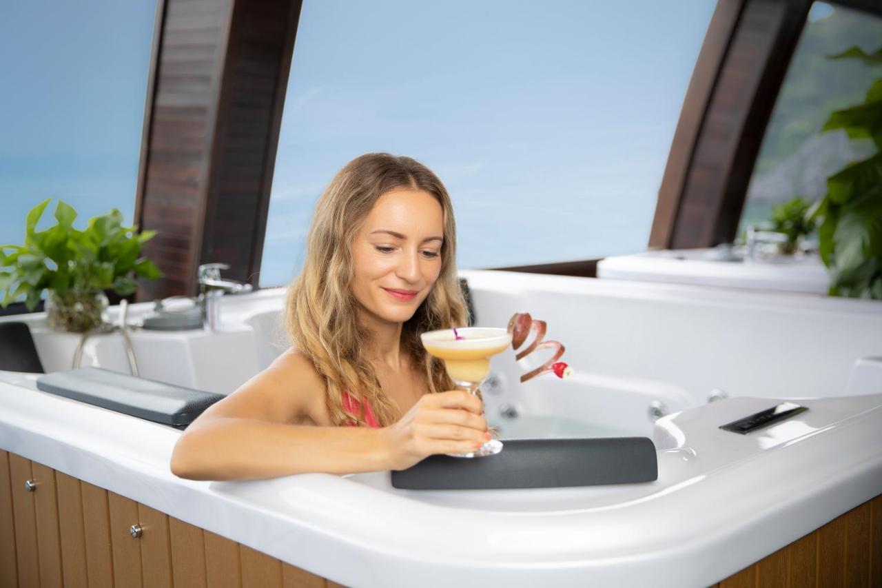 Hotel La Regina Legend Cruise Ha Long Zewnętrze zdjęcie